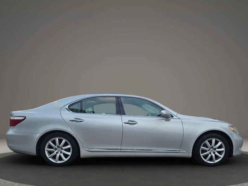 2007 Lexus LS 460