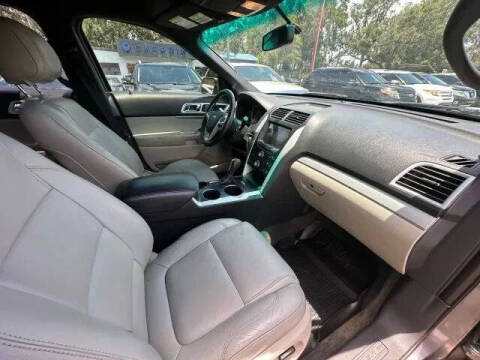 2011 Ford Explorer XLT