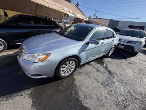 2013 Chrysler 200 Touring