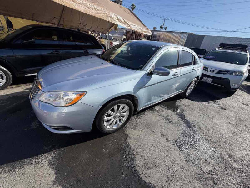 2013 Chrysler 200 Touring