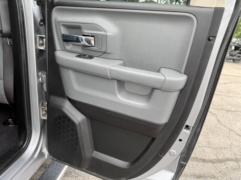 2019 RAM 1500 Classic SLT