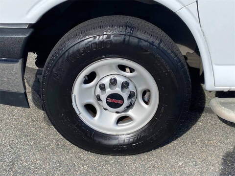 2023 GMC Savana 2500