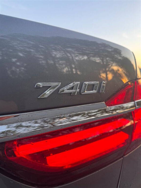 2019 BMW 7 Series 740i xDrive