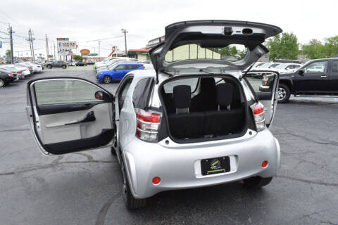2013 Scion iQ