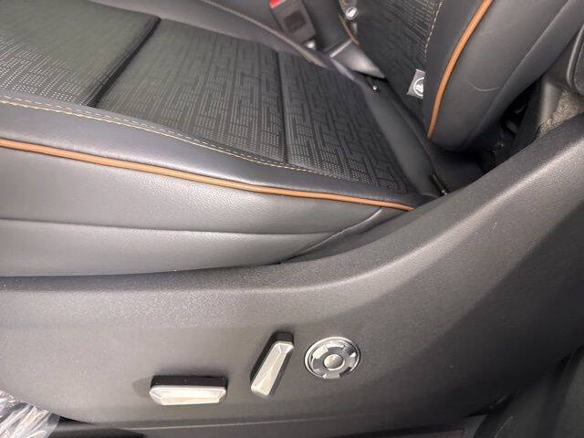 2025 Lincoln Navigator Black Label