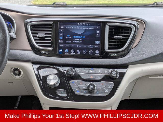 2019 Chrysler Pacifica Touring L Plus
