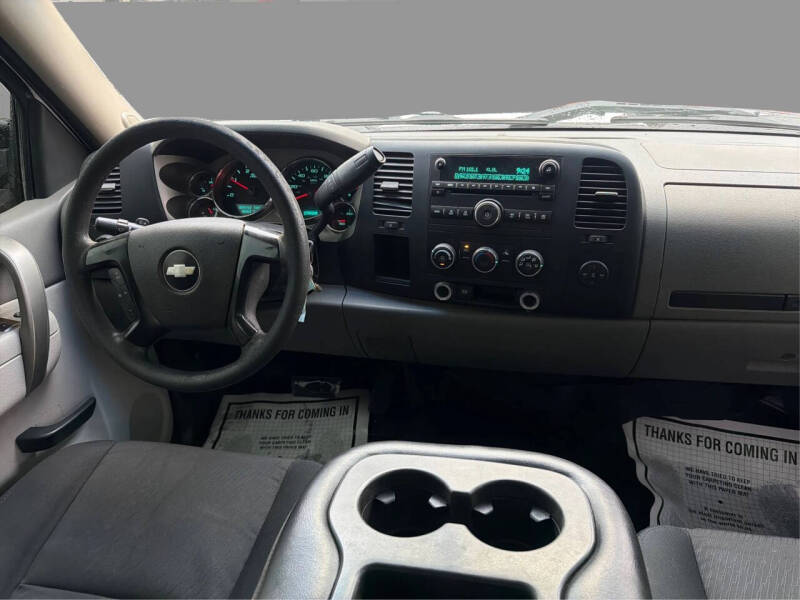 2011 Chevrolet Silverado 3500HD CC