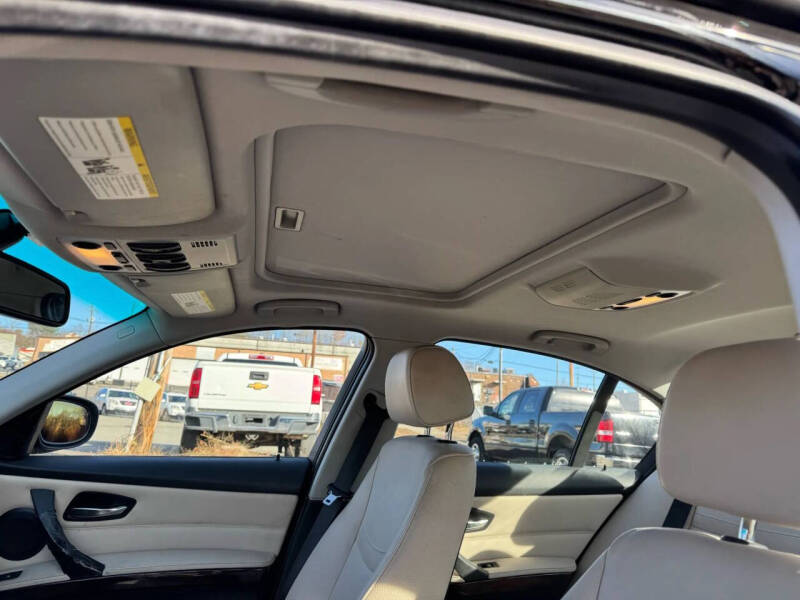 2011 BMW 3 Series 328i