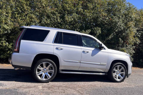 2019 Cadillac Escalade Luxury