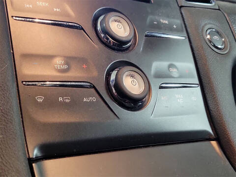 2016 Ford Taurus SEL