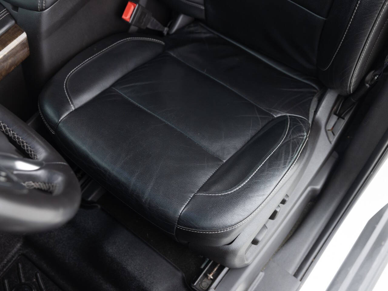 Used Car 2015 Chevrolet Tahoe  Lt 4x4 4dr Suv For Sale Under $25,000 In Coal City, Illinois