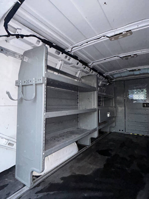 2017 Chevrolet Express 2500