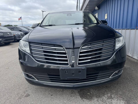 2019 Lincoln MKT Reserve