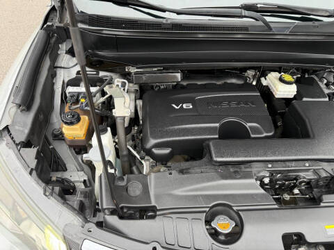 2017 Nissan Pathfinder S