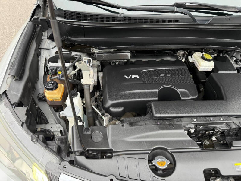 2017 Nissan Pathfinder S