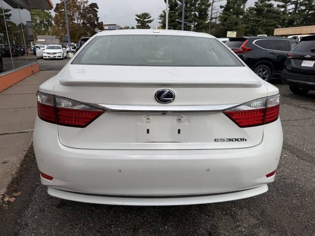 2013 Lexus ES 300h