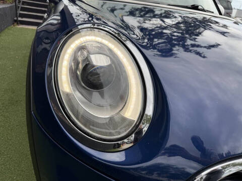 2016 MINI Hardtop 4 Door Cooper