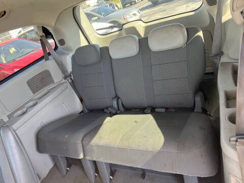 2009 Dodge Grand Caravan SE