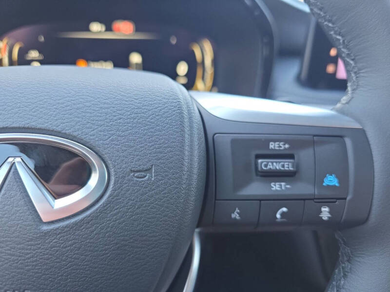 2027 Infiniti QX60 Luxe
