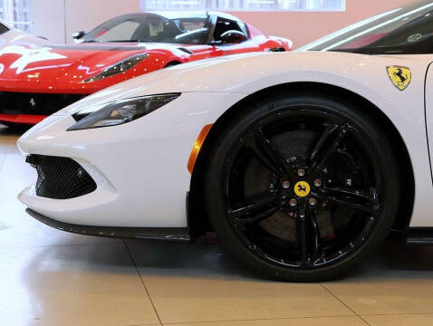 2025 Ferrari 296 GTS