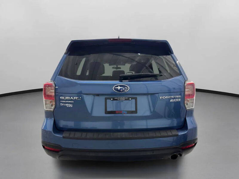 2017 Subaru Forester 2.5i Touring