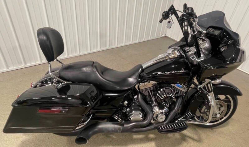 2012 Harley-Davidson Road Glide Custom 103