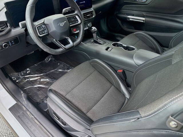 2024 Ford Mustang EcoBoost