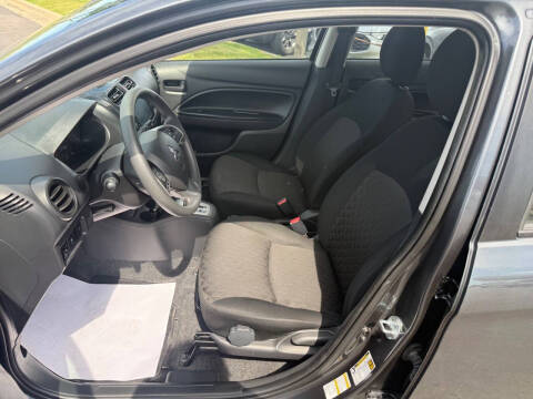 2024 Mitsubishi Mirage ES