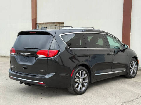 2018 Chrysler Pacifica Limited