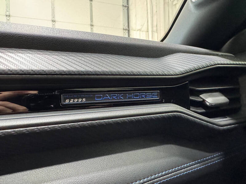 2025 Ford Mustang Dark Horse