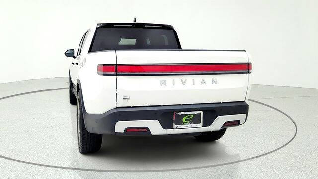 2025 Rivian R1T