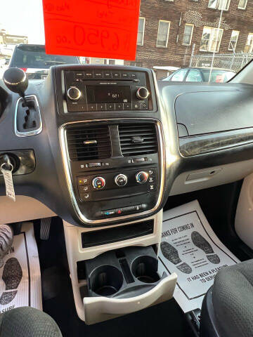 2015 Dodge Grand Caravan American Value Package