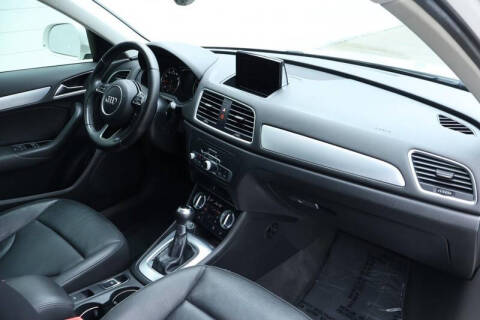 2015 Audi Q3 2.0T Premium Plus