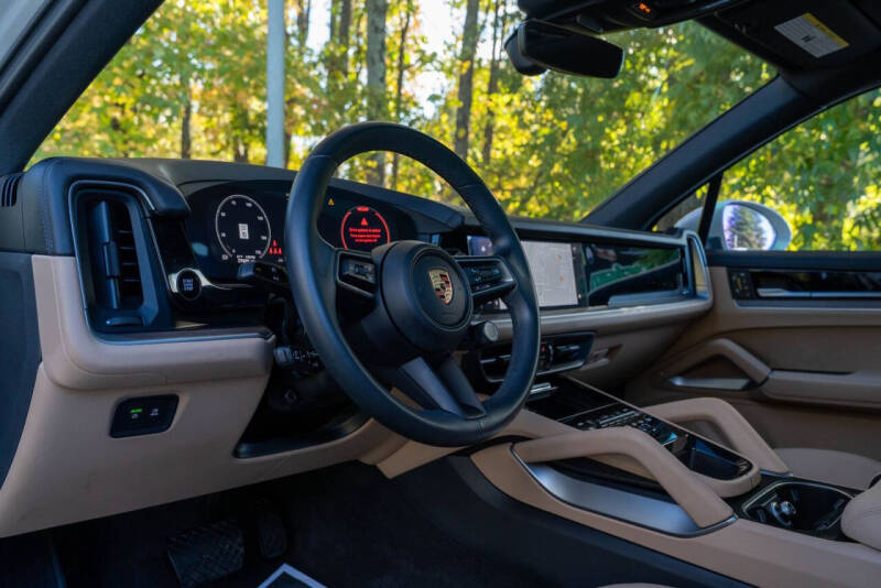 2024 Porsche Cayenne