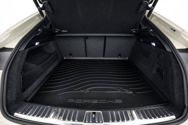 2026 Porsche Cayenne GTS Coupe