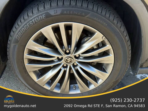 2022 Toyota Highlander Platinum