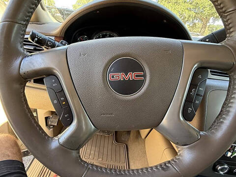 2013 GMC Yukon XL SLT