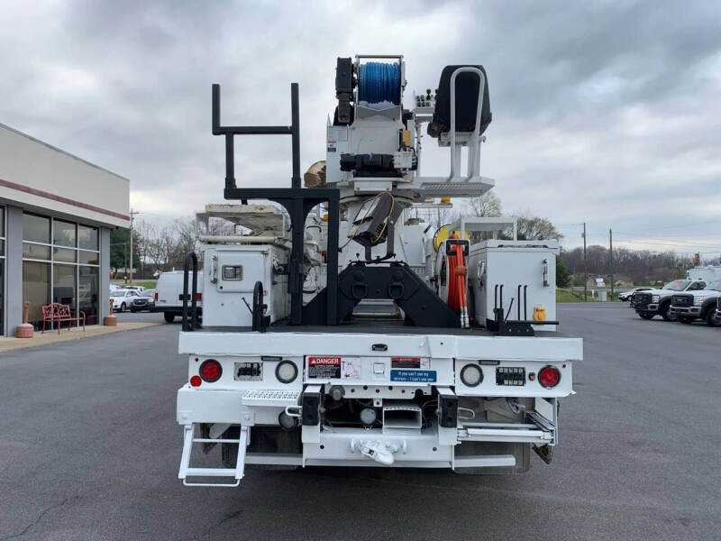 2016 Freightliner M2 106