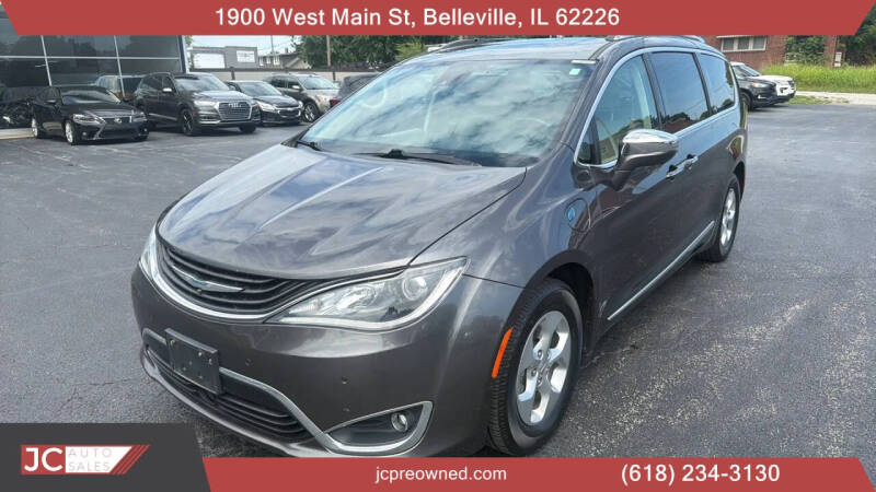 2017 Chrysler Pacifica Hybrid Platinum