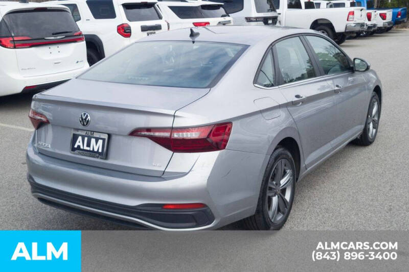 2024 Volkswagen Jetta SE