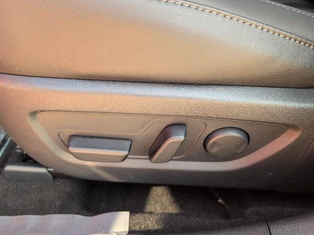 2026 Mazda CX-50 Hybrid Premium Plus