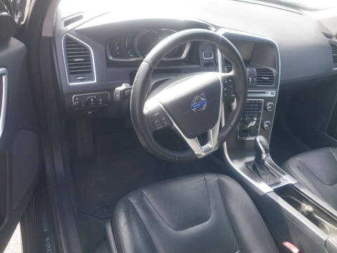 2015 Volvo XC60 T5 Drive-E Premier