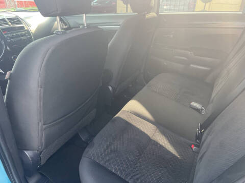 2013 Mitsubishi Outlander Sport LE