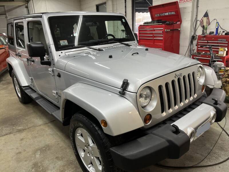 2012 Jeep Wrangler Unlimited for sale at QUINN'S AUTOMOTIVE in Leominster MA