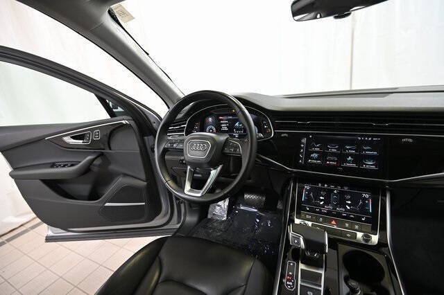 2022 Audi Q7 quattro Premium Plus 55 TFSI