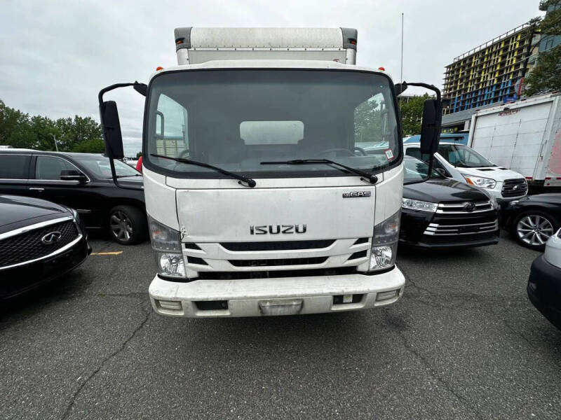 2017 Isuzu NPR