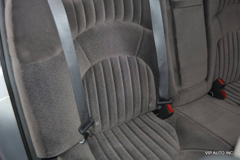 2005 Pontiac Bonneville SE