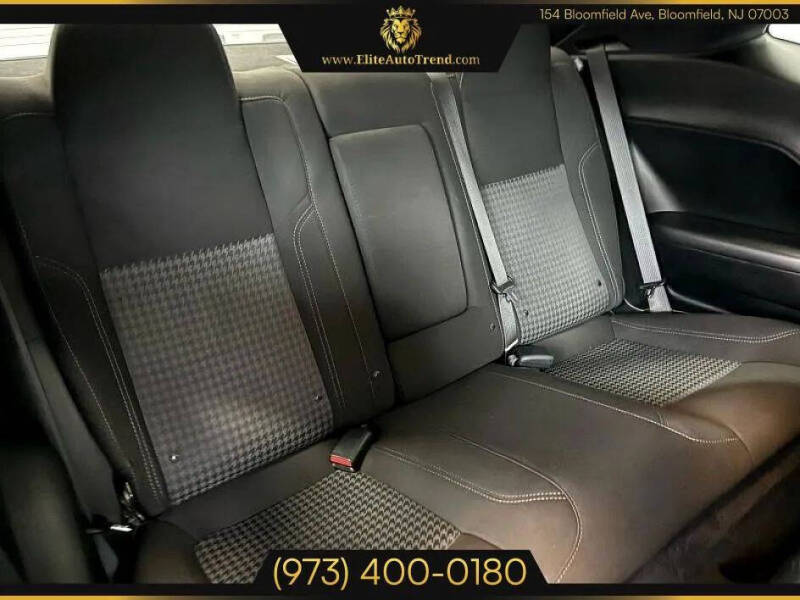 2020 Dodge Challenger SXT