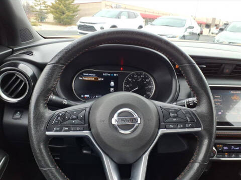 2019 Nissan Kicks SR