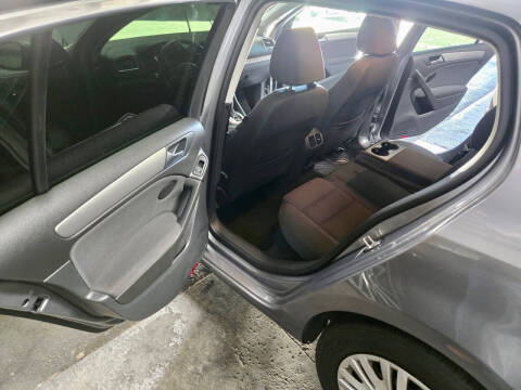 2013 Volkswagen Golf 2.5L PZEV